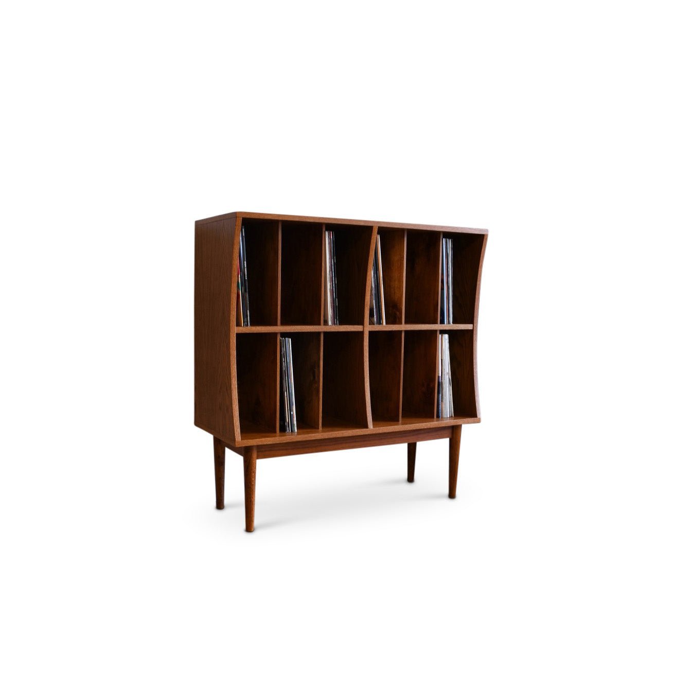 Komoda LORN VINYL - Pastform Furniture