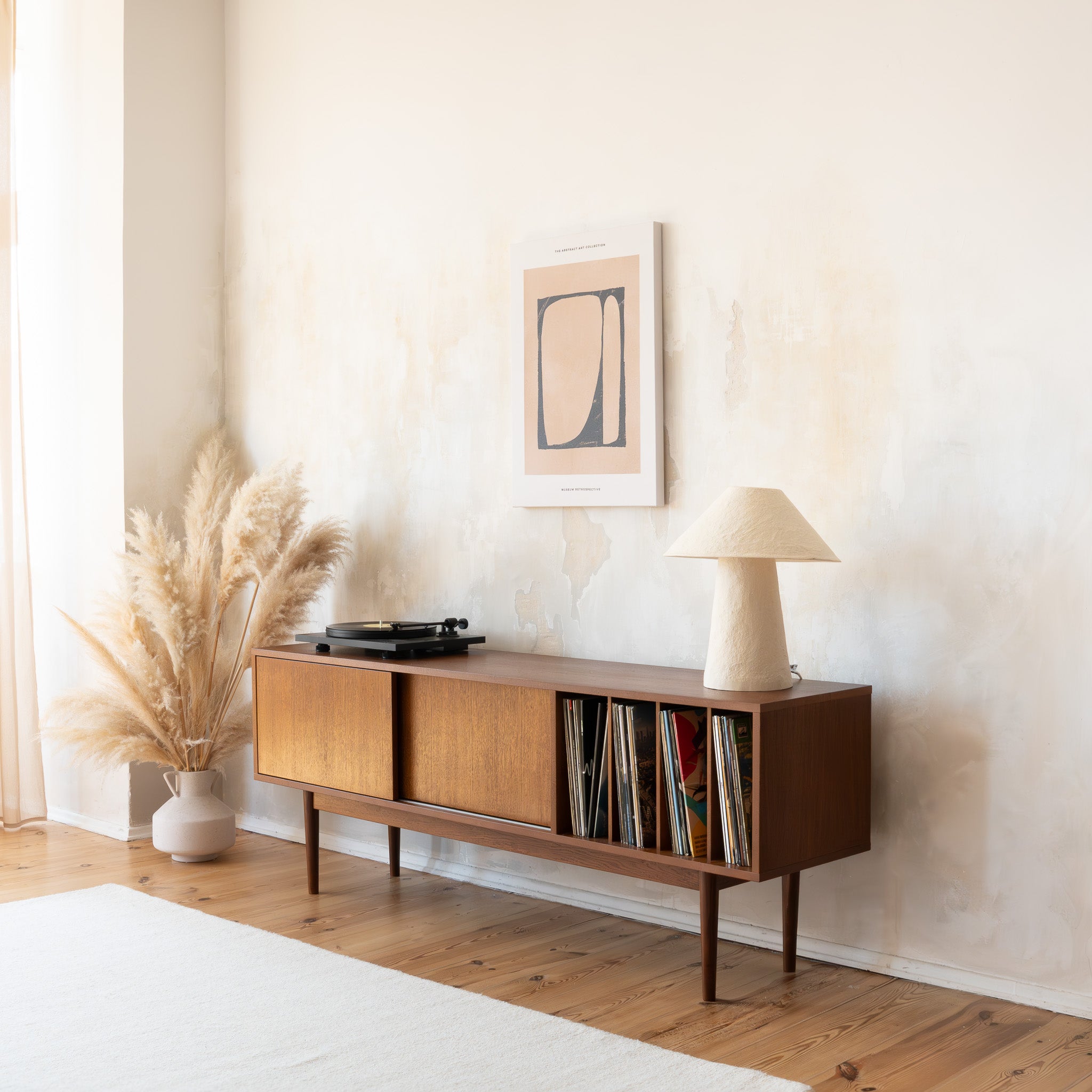 LOTV VINYL SLIDE TV Sideboard