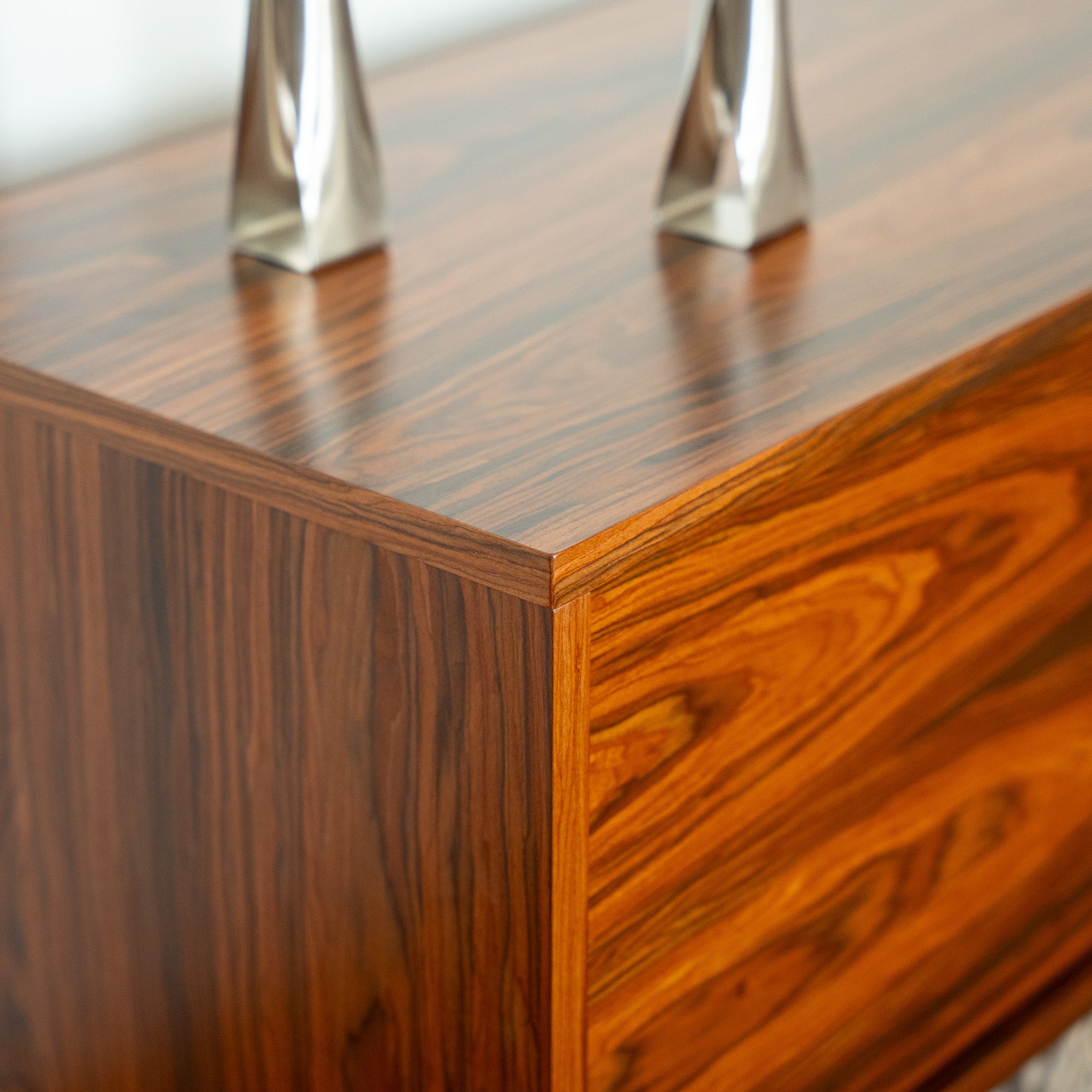 IRI Sideboard