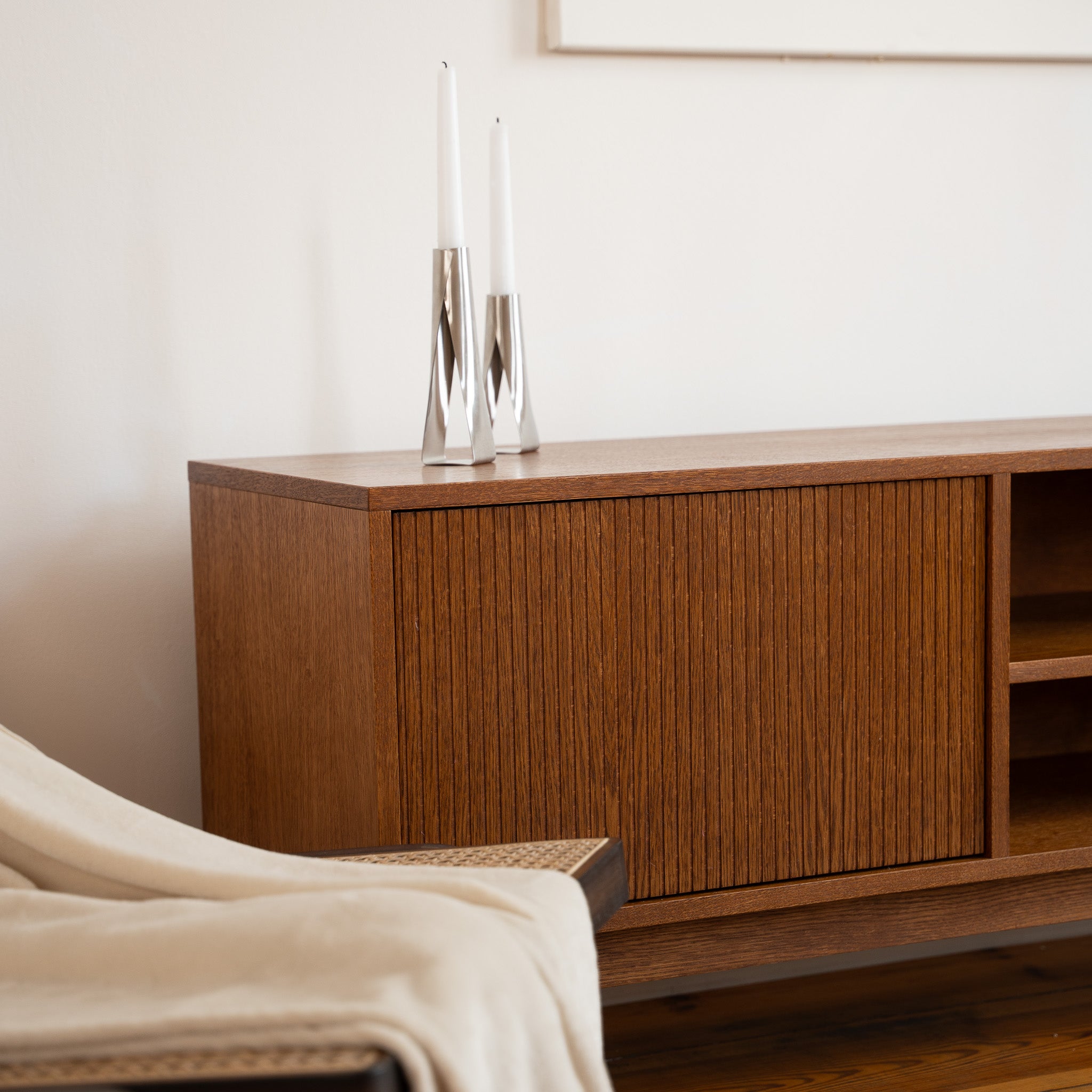 LOTV L TV Sideboard